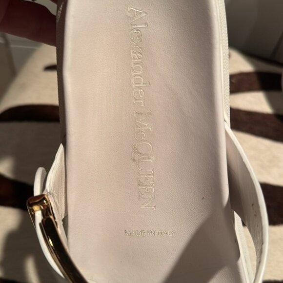 Alexander McQueen 🔥Sale🔥white hybrid slide sandals made in Italy 🇮🇹 - Picture 2 of 9